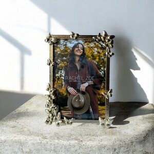 Gold metal frame butterfly around frame 3D 4x6”